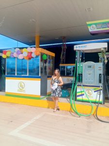 9ec12b05-20ff-4472-8778-d3649cc53cea